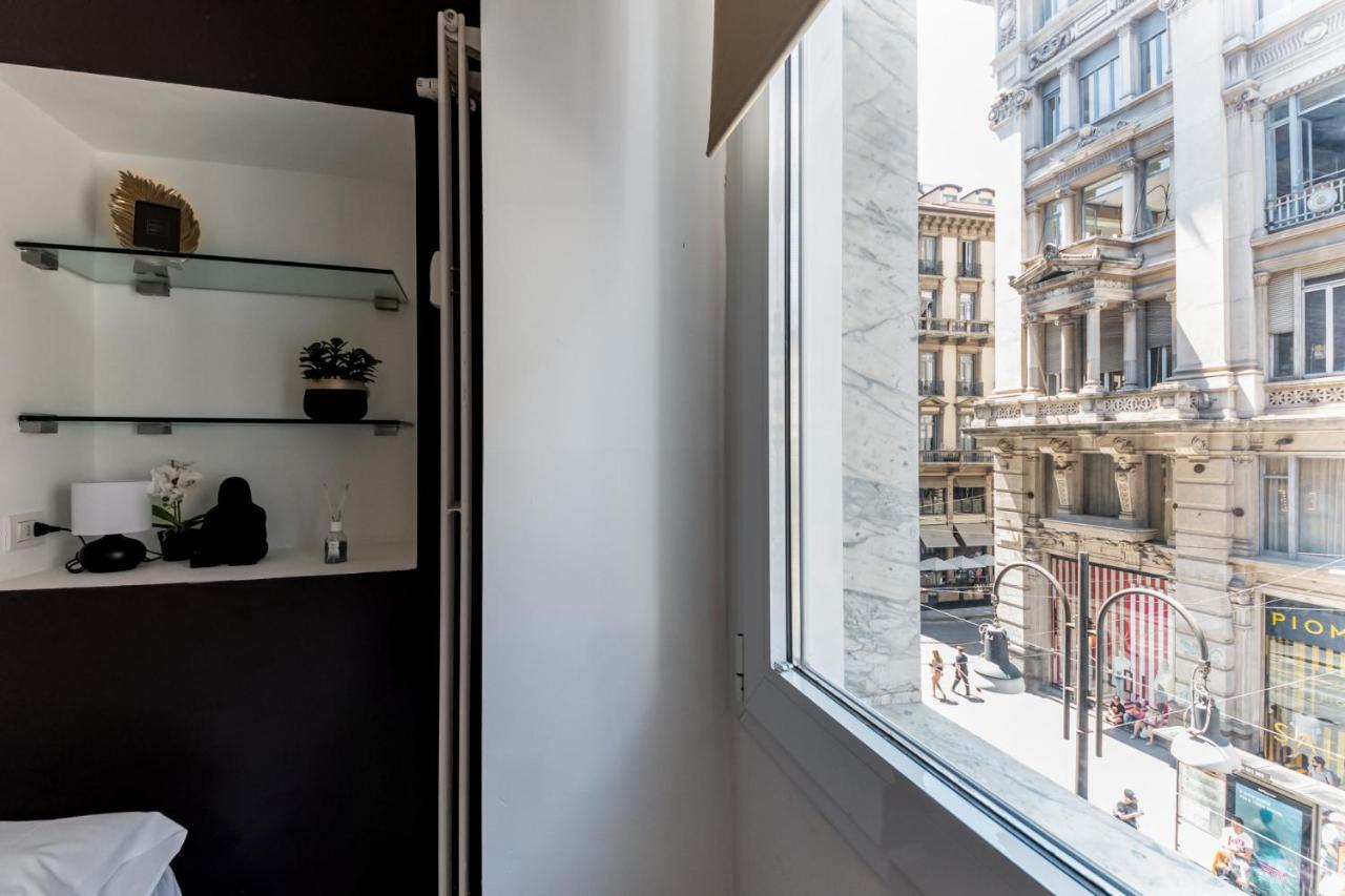 Amazing Flat In Duomo By Easylife Apartment Milan Bagian luar foto